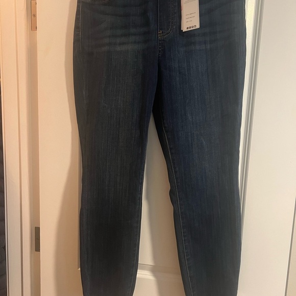 NWT Judy Blue High Waist Slim Fit Boyfriend Jeans - Picture 3 of 5